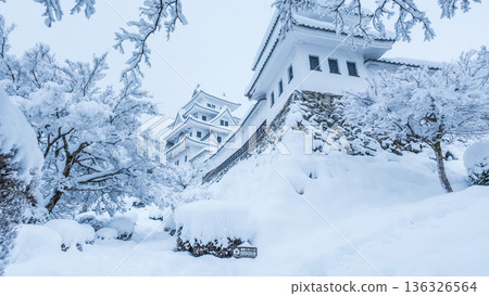 Gujo Hachiman Castle (Winter) 136326564