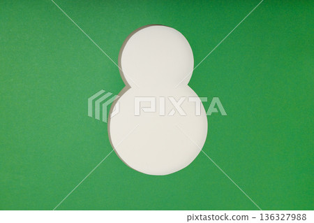 Circle symbolizes unity in celebrating women on March 8 Circle symbolizes unity in celebrating women on March 8 136327988