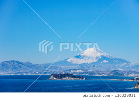Mt. Fuji and Enoshima from Zushi Mt. Fuji and Enoshima from Zushi 136329031