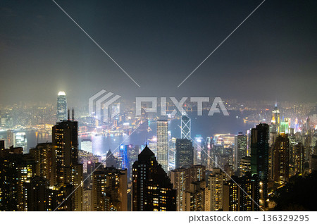 Night view from Hong Kong Victoria Peak 136329295