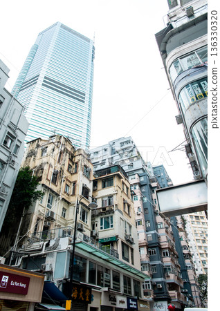 香港的街道 香港的街道 136330320
