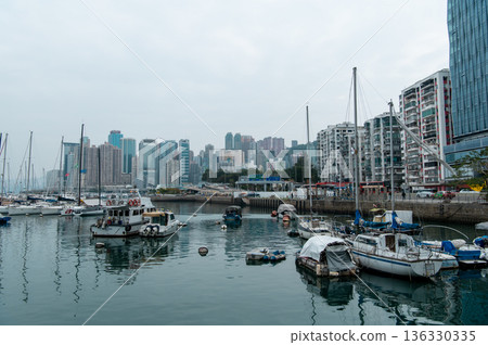 香港的街道 香港的街道 136330335
