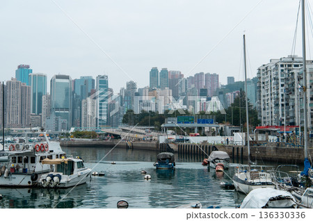 香港的街道 136330336