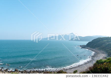 香港:大門島的海景與城市景觀 香港:大門島的海景與城市景觀 136331442