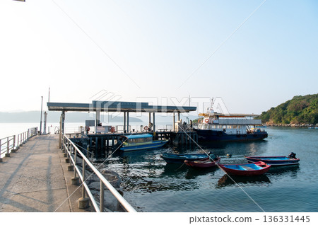 香港：大門島的海景與城市景觀 136331445