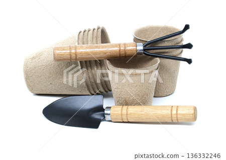 Natural Biodegradable Pots With Wooden Handled Trowel And Mini Fork Garden Tools Set Natural Biodegradable Pots With Wooden Handled Trowel And Mini Fork Garden Tools Set 136332246