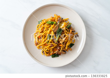 stir-fried yakisoba noodles with vegetable in vegan style stir-fried yakisoba noodles with vegetable in vegan style 136333825