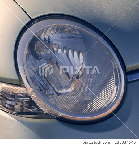 Car headlight 136334549