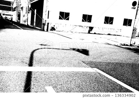 Turn right! 136334902