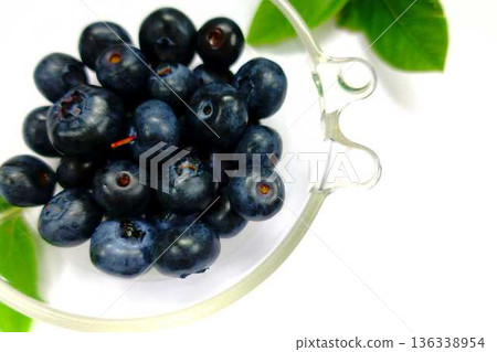 blueberry fruit berries blueberry fruit berries 136338954