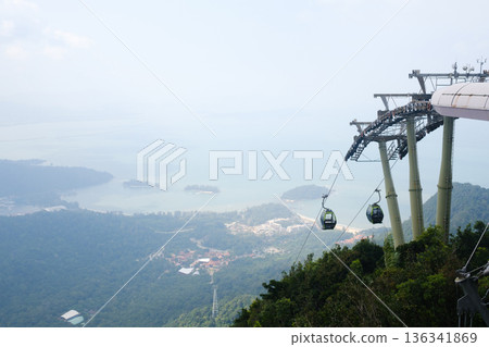 Langkawi Sky Cab, a gondola lift and a major tourist attraction, is the highest cable car in Malaysia. Near the Sky Bridge 136341869