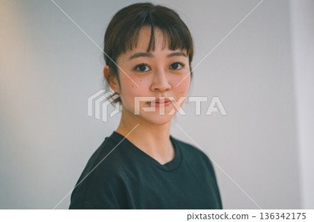 dancing, female, females 136342175