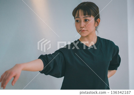 舞 舞蹈 跳舞 136342187