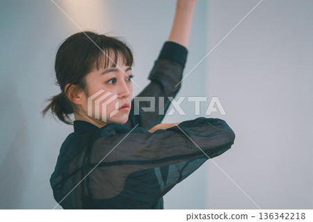 舞 舞蹈 跳舞 136342218