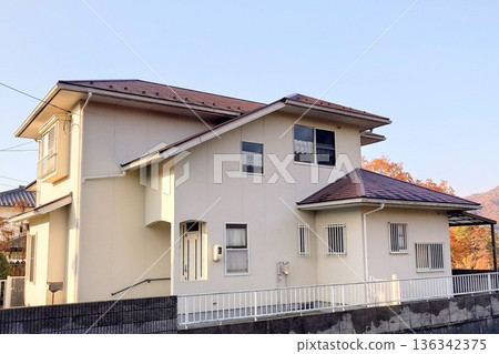 Image of purchasing a renovated used home 136342375