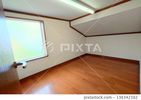 Image of purchasing a renovated used home Image of purchasing a renovated used home 136342382