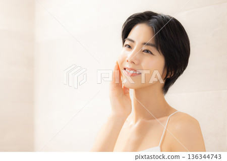 Young women's skin care 136344743