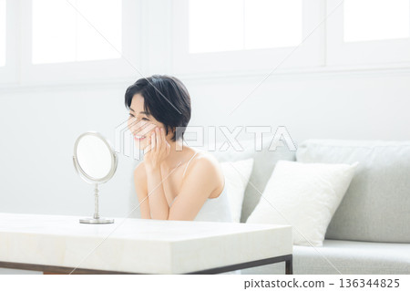 Young women's skin care 136344825