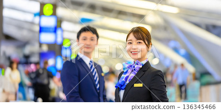 機場工作人員的歡迎姿勢 ■攝影協助：關西國際機場（KIX） 136345466