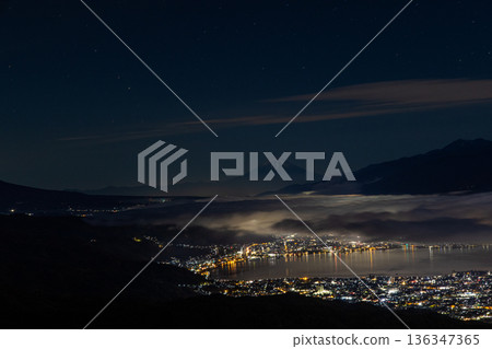 【長野縣鹽尻市高波地高原】諏訪盆地雲海與富士山 136347365