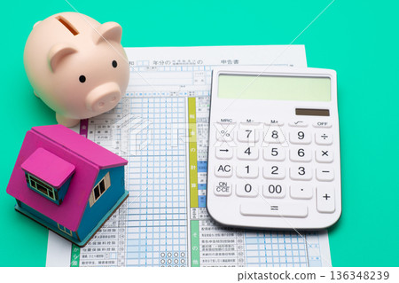 Image of tax return and home acquisition deduction 136348239