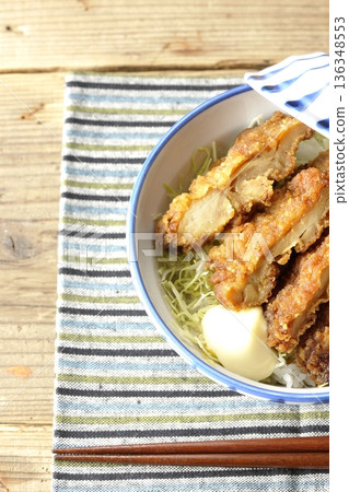 Mayonnaise and fried chicken rice bowl Mayonnaise and fried chicken rice bowl 136348553