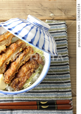 Mayonnaise and fried chicken rice bowl Mayonnaise and fried chicken rice bowl 136348554