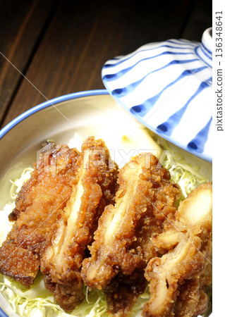 Mayonnaise and fried chicken rice bowl Mayonnaise and fried chicken rice bowl 136348641