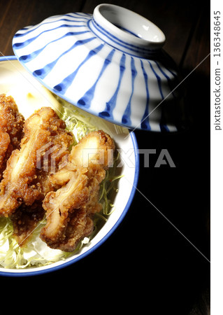 Mayonnaise and fried chicken rice bowl 136348645