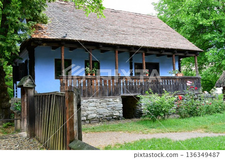 羅馬尼亞,布加勒斯特,國家鄉村博物館,農舍 羅馬尼亞,布加勒斯特,國家鄉村博物館,農舍 136349487
