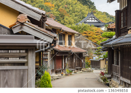 大森銀礦的城鎮景觀，位於日本島根縣太田市大森町，是重要的傳統建築保護區。 136349858