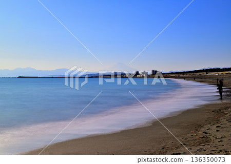 Mount Fuji from Chigasaki Coast in winter, long exposure photography Mount Fuji from Chigasaki Coast in winter, long exposure photography 136350073