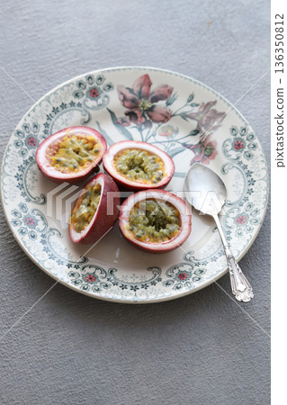 passion fruit  136350812