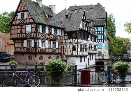 斯特拉斯堡的街道 136352823