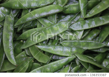 Edamame stock on shop for sell are cash crops 136353387