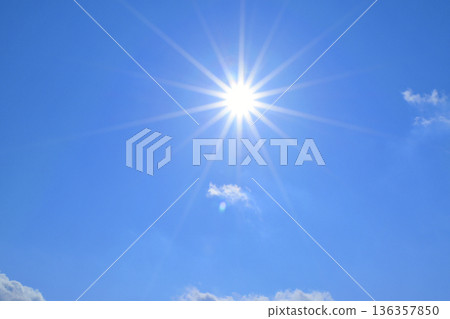 Blue sky and sun, direct sunlight (Fix photo) Blue sky and sun, direct sunlight (Fix photo) 136357850