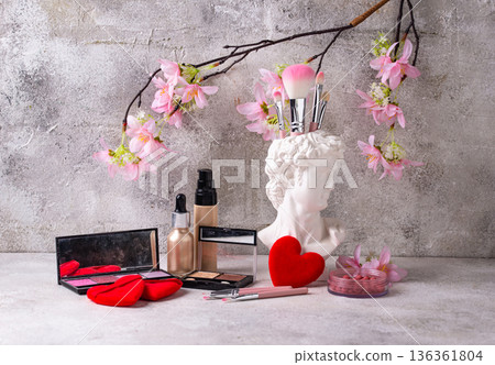 Valentine make sponge in shape of heart 136361804