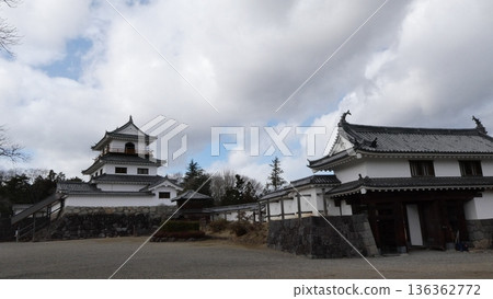 白石城，一座平原城堡 136362772