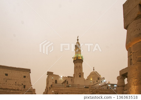 盧克索古蹟與伊斯蘭建築的共存風光 136363518