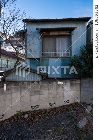 Aged house, old Japanese house, small house, detached house, single house, old house, Showa architecture, Aged house, old Japanese house, small house, detached house, single house, old house, Showa architecture, 136363582
