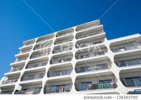 日本公寓/住宅/別墅出售/藍天下的家庭公寓 136363700