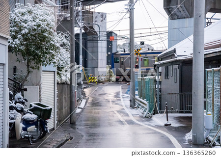 【大田區】清晨,馬籠宿的街道被白雪覆蓋 【大田區】清晨,馬籠宿的街道被白雪覆蓋 136365260