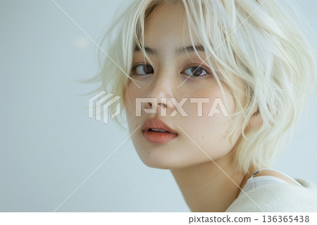 Japanese woman with high-tone hair, portrait, beauty, hairstyle, transparency 136365438
