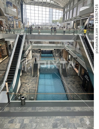 The Shoppes Marina Bay Sands 136367416
