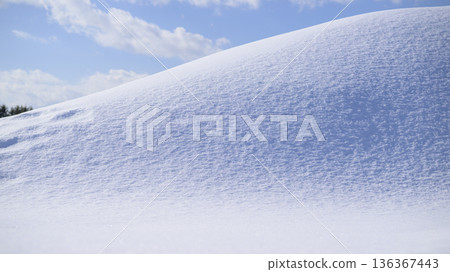 雪山背景 雪山背景 136367443