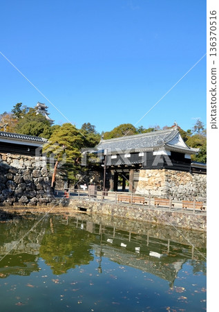 高知城堡Oppei和Tenshukaku 高知城堡Oppei和Tenshukaku 136370516
