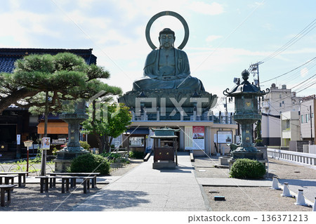 Takaoka Daibutsu Takaoka Daibutsu 136371213
