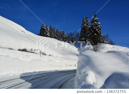 Snowy roads in a snowy country Snowy roads in a snowy country 136372755