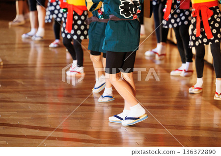 Image of dancing Morioka Sansa Odori 136372890