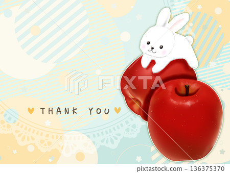 一張明信片,上面畫著可愛的蘋果和兔子。 一張明信片,上面畫著可愛的蘋果和兔子。 136375370